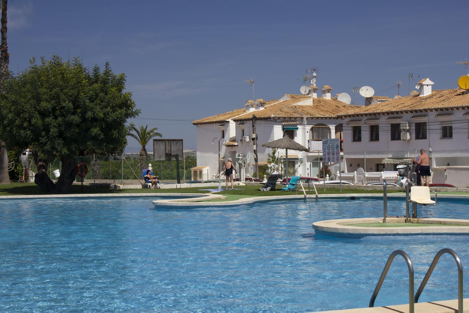 Bungalow Pink Palm Beach Torrevieja Exterior foto