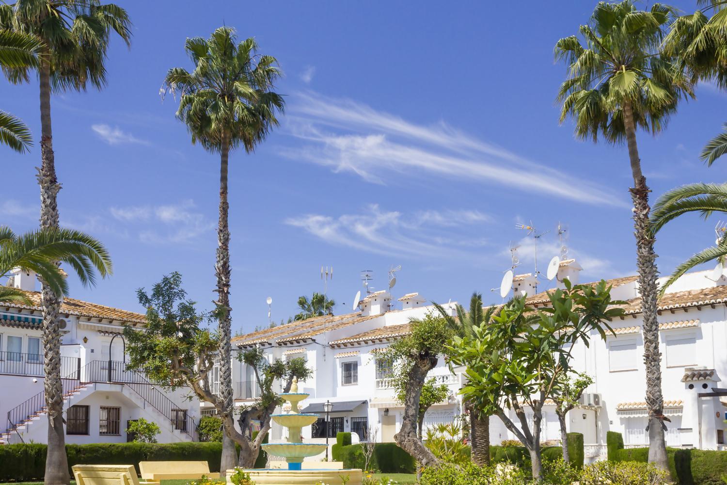 Bungalow Pink Palm Beach Torrevieja Exterior foto
